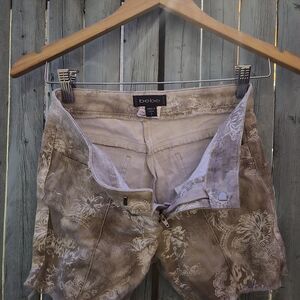 Bebe Metallic Floral Distressed Hem Shorts Size 2 Made in USA